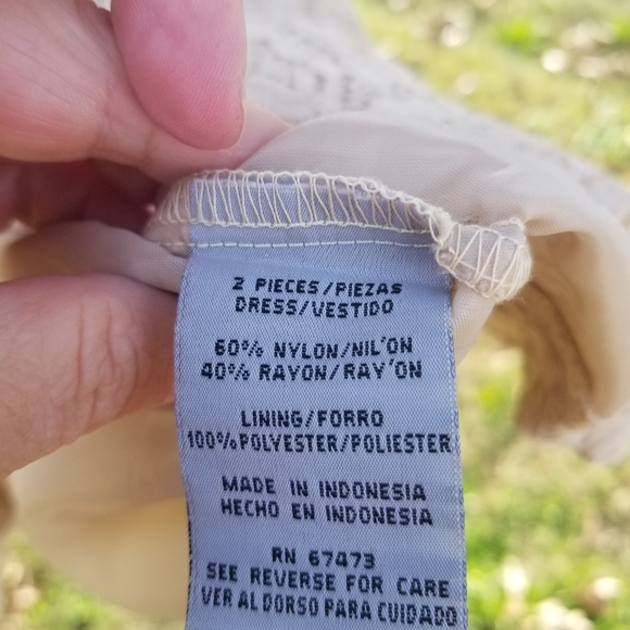 2pc lace dress with jacket. Dress size 16. Danny & Nicole. Light taupe - Picture 11 of 11